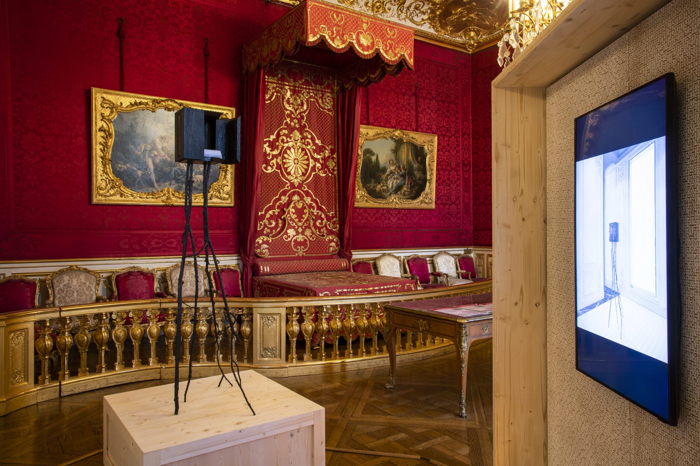 منظر من المعرض "D3SIGN CAPSULE"، معرض أُقيم في Musée des Archives Nationales، 2022