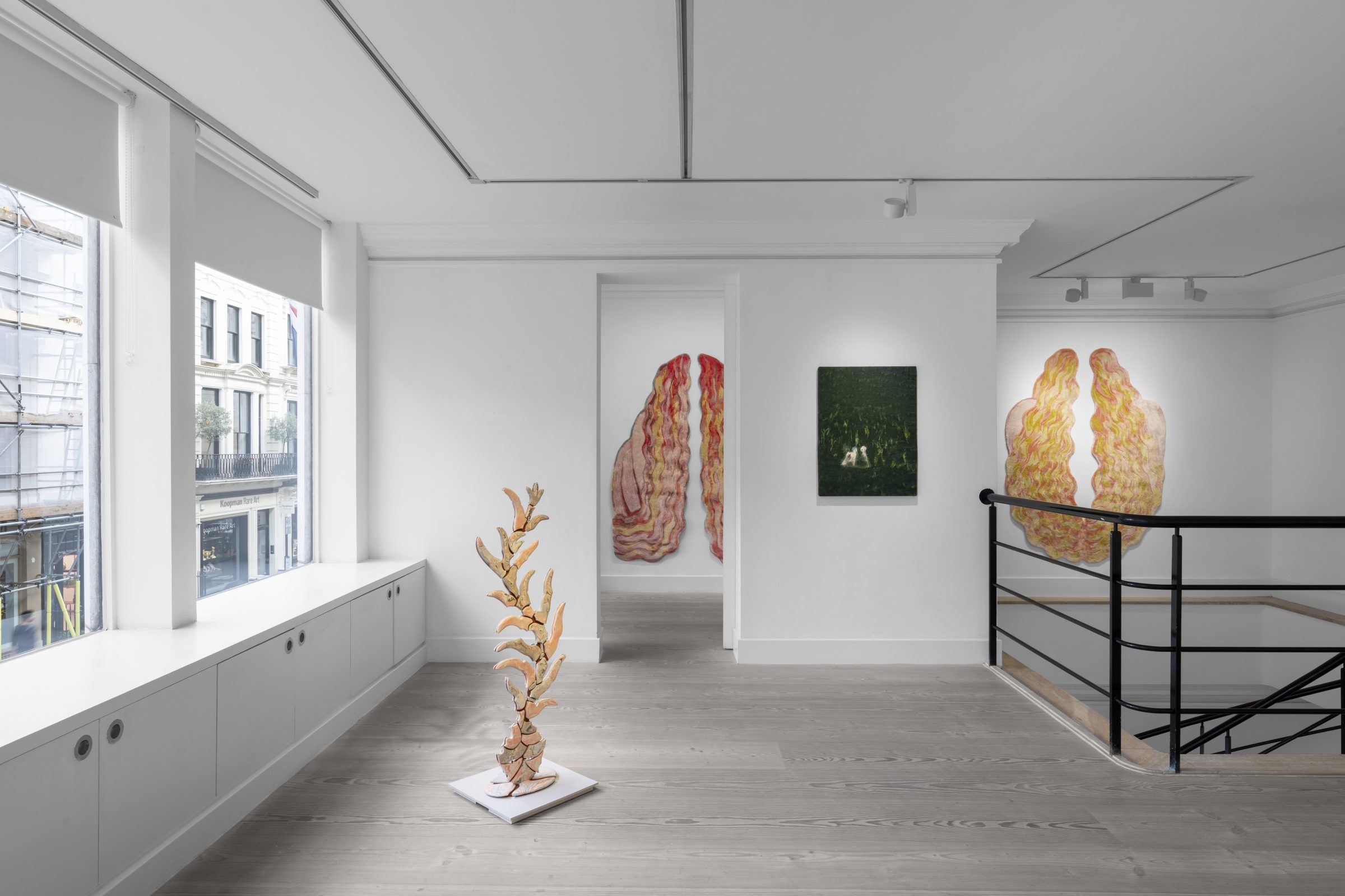 منظر من المعرض "Interweave"، معرض جماعي في Gazelli Art House، لندن، 2026