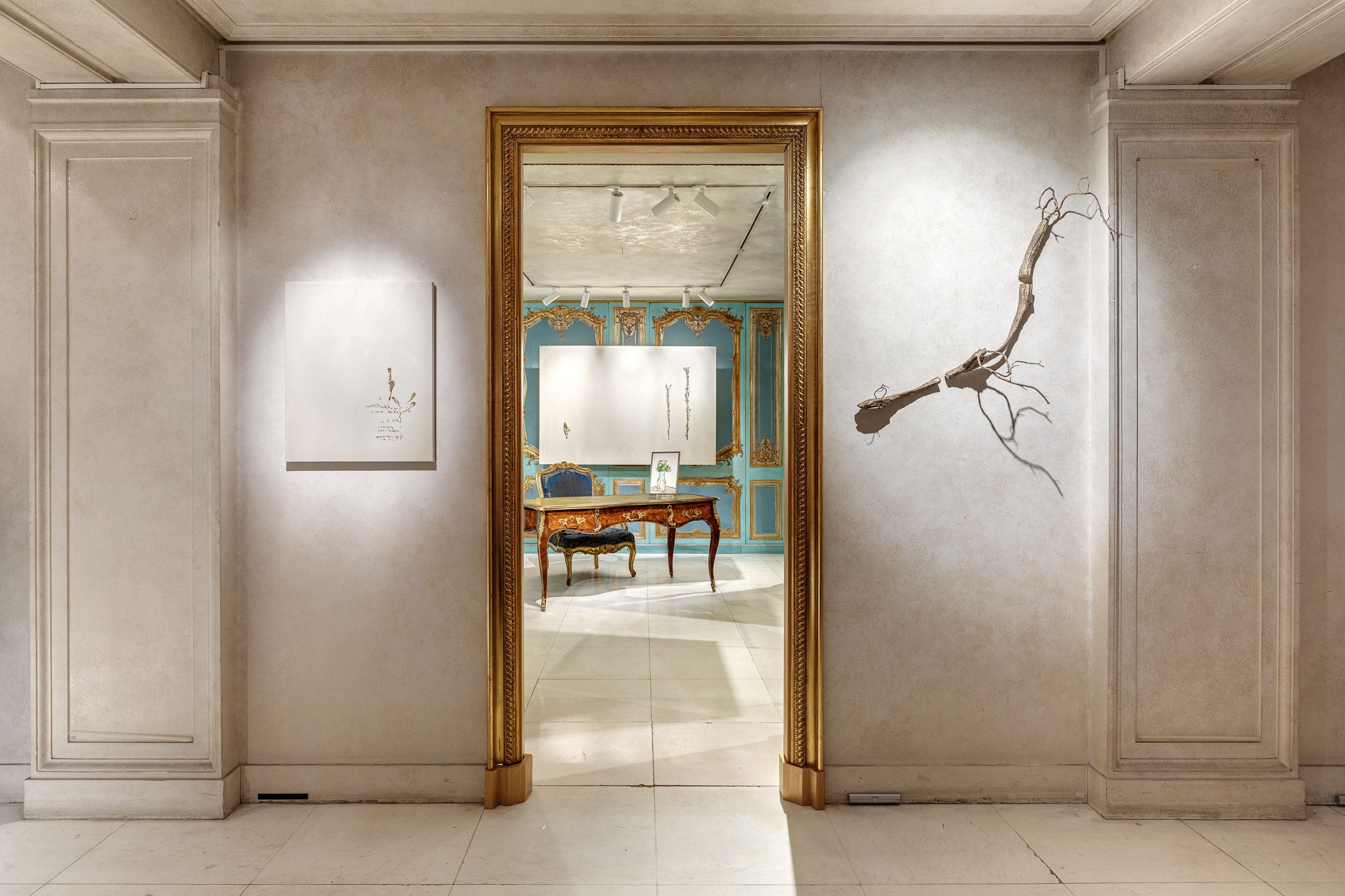 منظر من المعرض "Opus Sectile"، معرض أُقيم في Galerie Gismondi، باريس، 2021