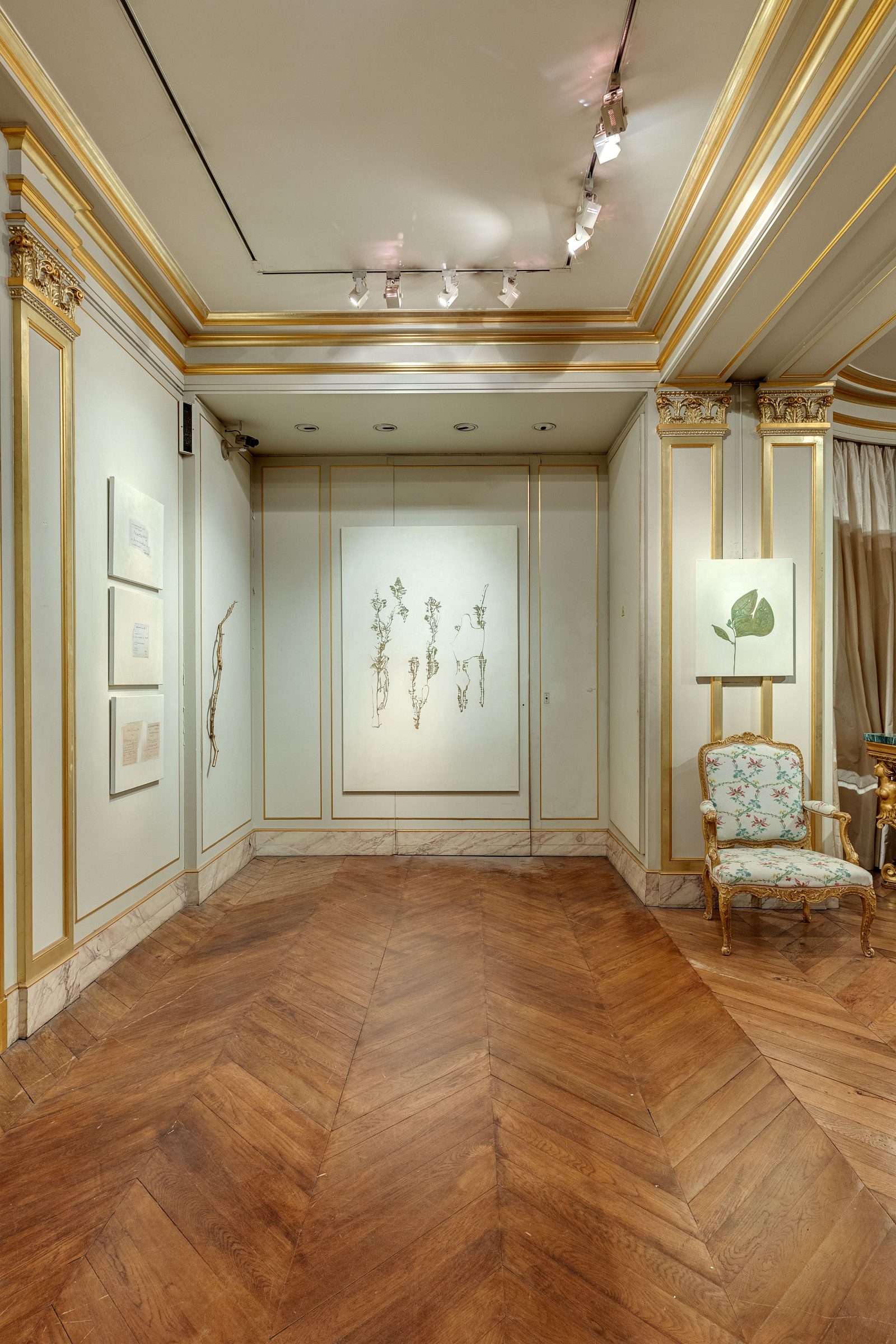 منظر من المعرض "Opus Sectile"، معرض أُقيم في Galerie Gismondi، باريس، 2021